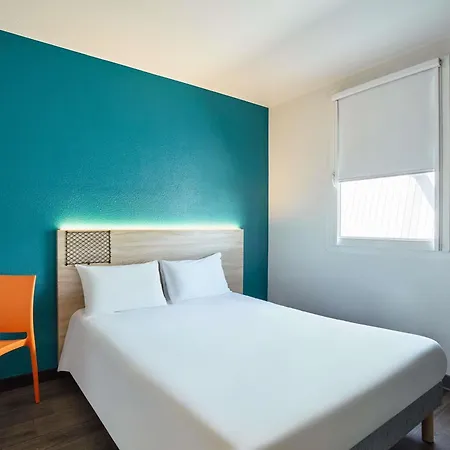 Szálloda Hotelf1 Chaumont