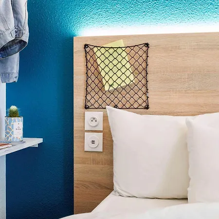 Hotelf1 * Chaumont (Haute-Marne)