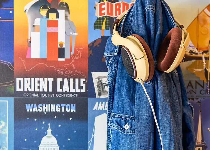 Hotelf1 * שומון